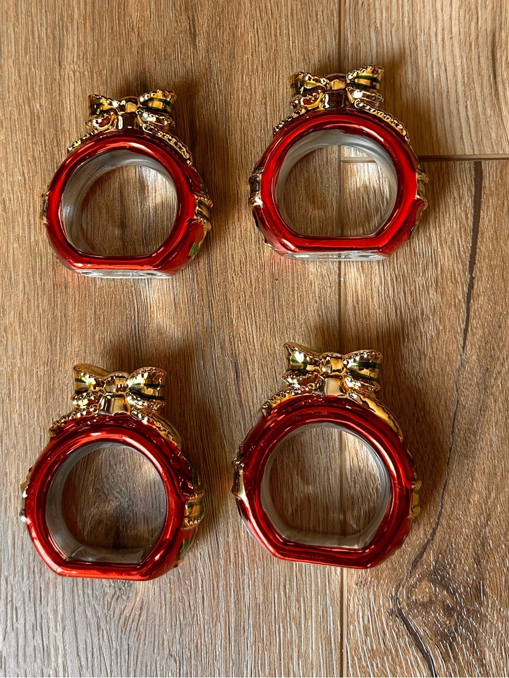 Flowers Inc Christmas Napkin
Rings Set Of 4 Ceramic Red Hand Painted Holiday Box